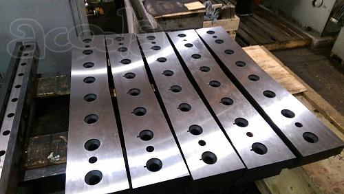 Ножи для агломератора, статорные, роторные. Ножи для шредеров, корончатые ножи 40х40х25. Ножи для гильотинных ножниц в наличии 520х75х25, 590х60х16, 625х60х25, 670х60х25, 570х75х27.